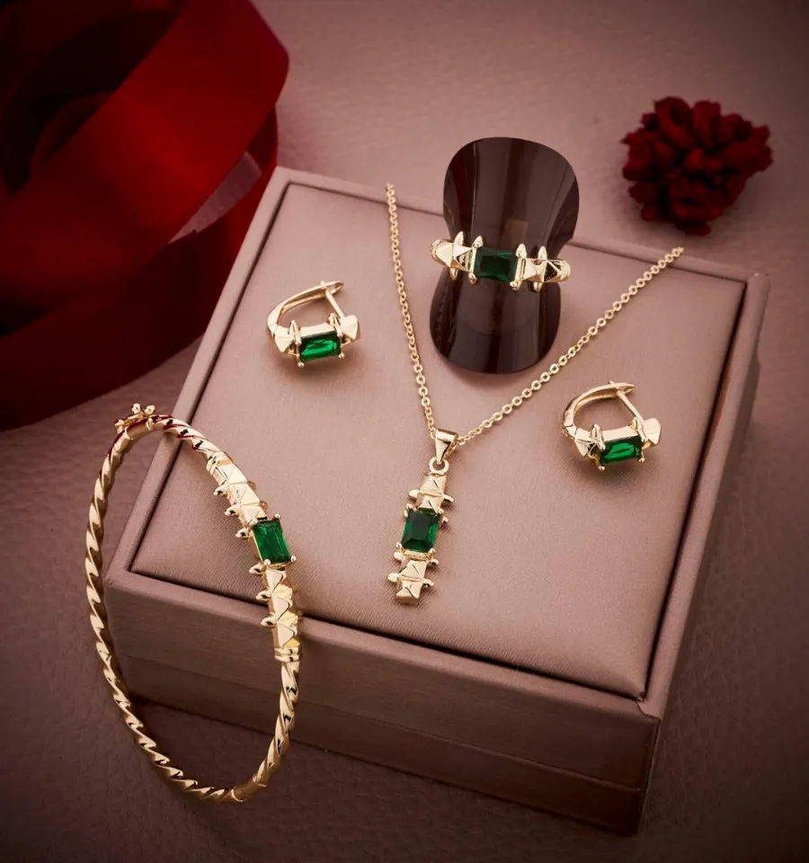 ensemble-bijoux-femme-dor-avec-pierre-verte--collier-bracelet-bague-boucles-750