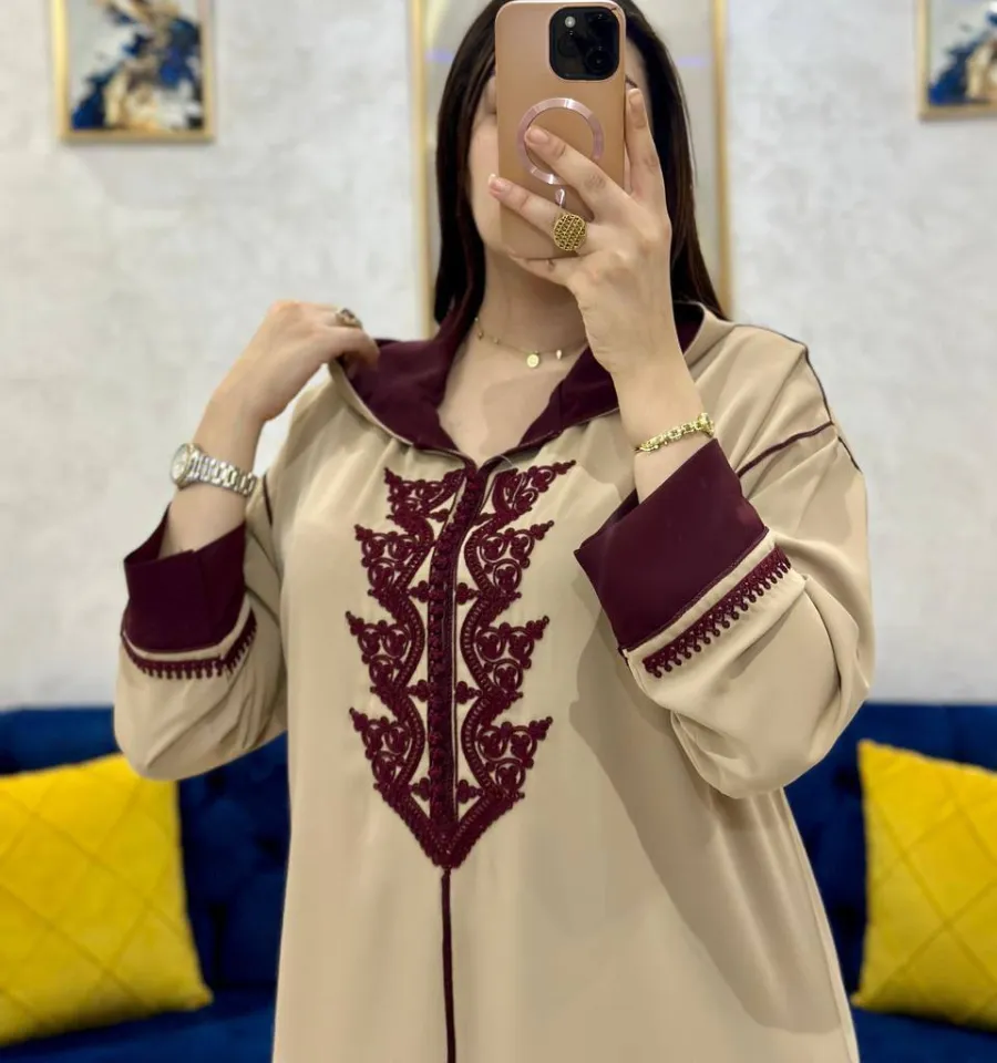 /ar/produit/djellaba-traditionnelle-makhzania-en-cr-pe-de-soie-l-gance-authentique-696
