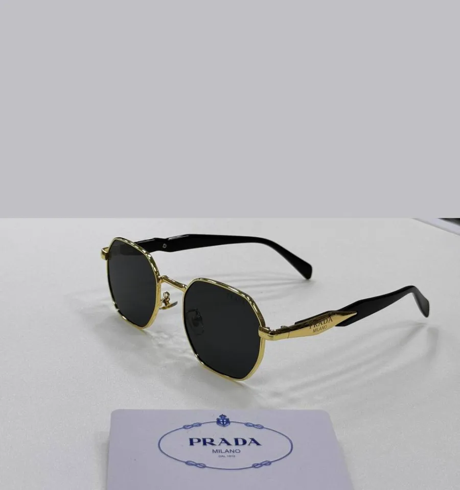 /ar/produit/lunettes-de-femme-prada---l-gance-et-luxe-662